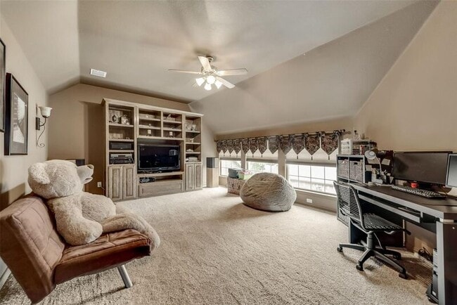 Building Photo - 3802 Frio Way