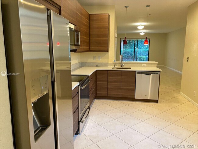Building Photo - 4272 Vineyard Cir