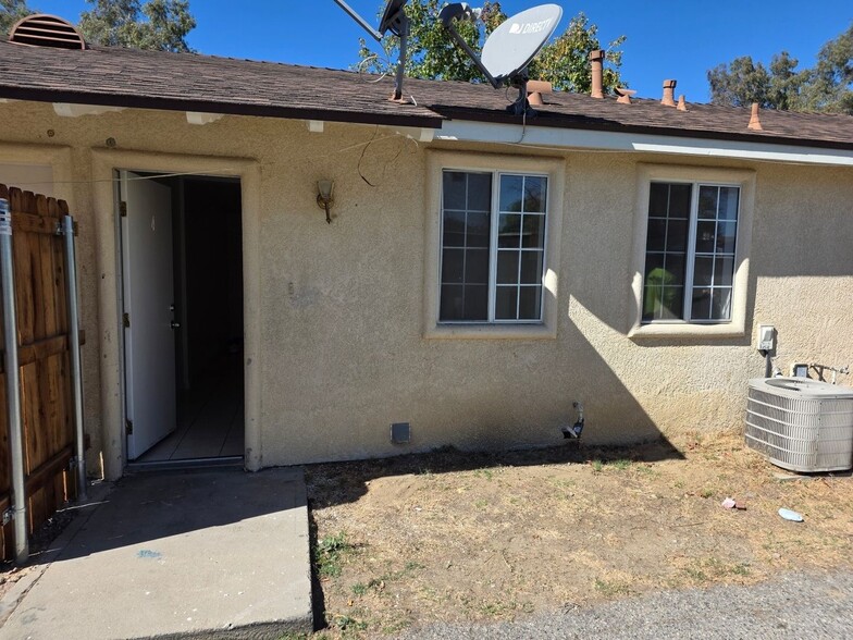Building Photo - 16594 Orange Way
