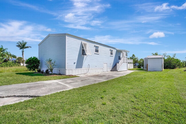 Building Photo - 4730 Almar Dr