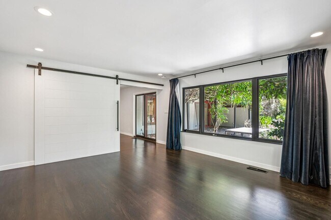 Building Photo - Renovated Linfield Oaks Retreat with Private Garden and Guest Studio