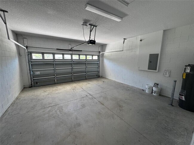 Building Photo - 13101 SW 72nd Terrace Rd