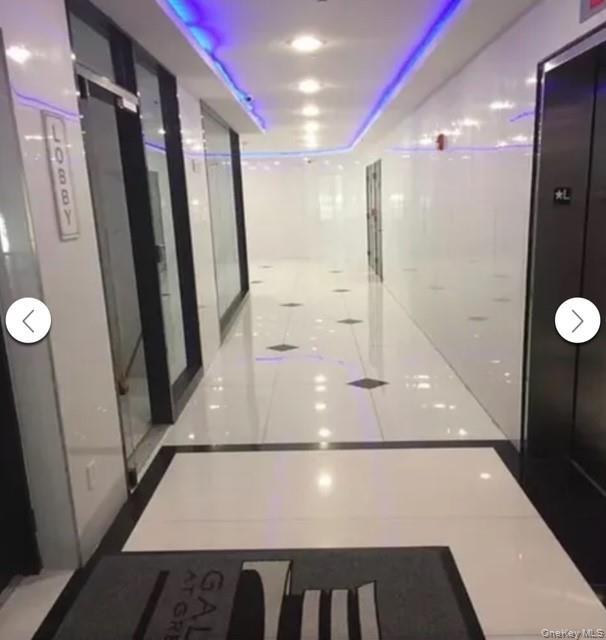 Building Photo - 5 Grace Ave