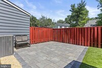 Building Photo - 12113 Pheasant Run Dr