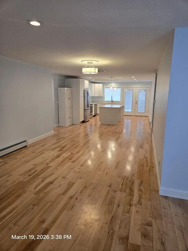 Building Photo - 21 Juniper St