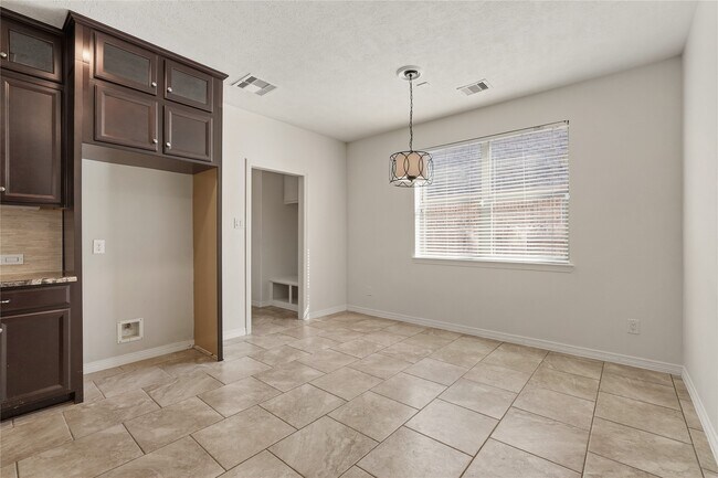 Building Photo - 4522 Millstone Canyon Ln