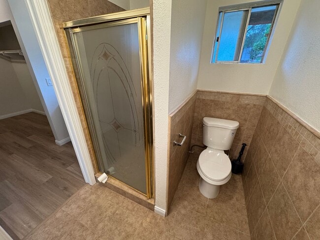 Building Photo - El Cajon Rancho Estate