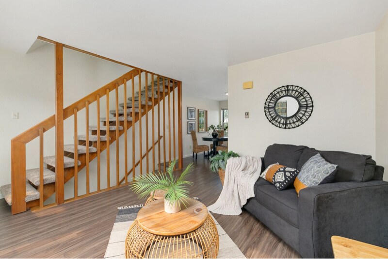 Building Photo - 3200 Azalea Dr