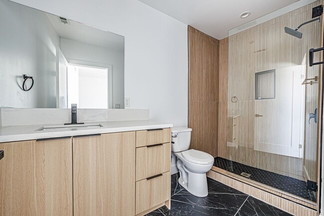 Building Photo - 13463 Beach Ave