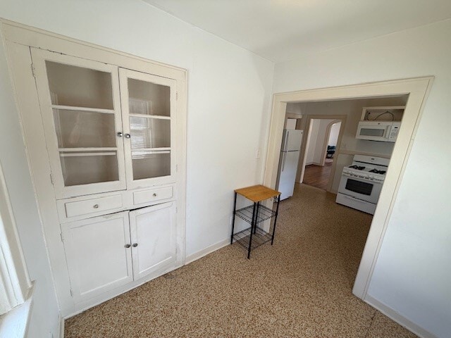 Building Photo - 1710 Bolsover St