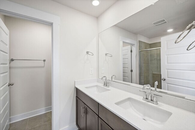 Building Photo - 115 Ted Dr