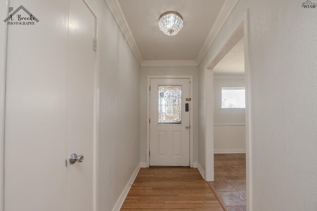 Building Photo - 2725 Devon Rd