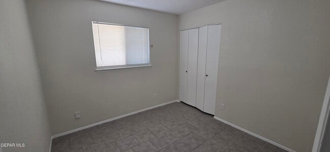 Building Photo - 9009 DARLINA Dr
