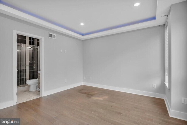 Building Photo - 2562 Frankford Ave