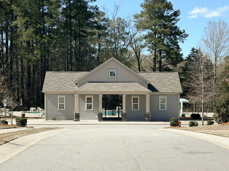 Building Photo - 937 Berkeley Glen Rd