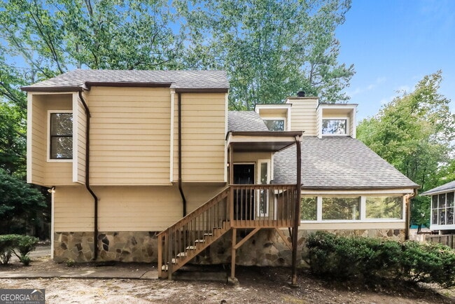 Primary Photo - 961 Woodmont Dr