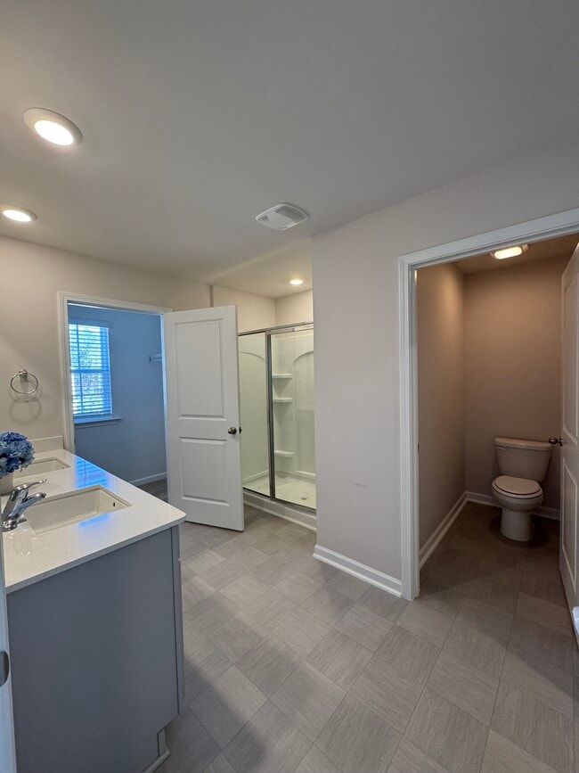 Building Photo - 134 David Hl Dr