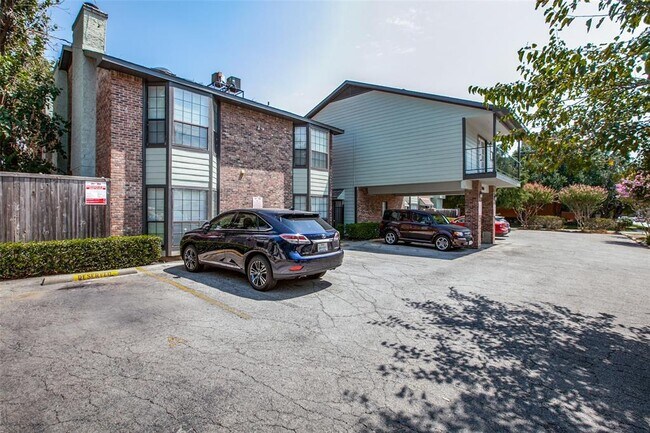 Building Photo - 3904 Rawlins St