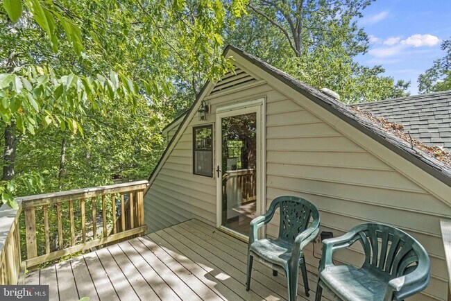 Building Photo - 12780 Chatter Brook Dr