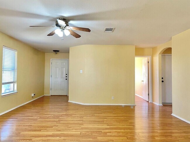 Building Photo - 1601 Lloydminister Way