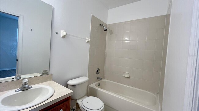 Building Photo - 534 Sunset View Dr