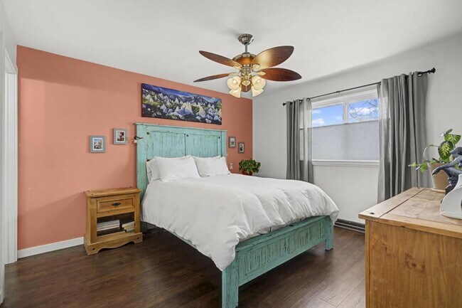 Building Photo - 1001 Ida Dr