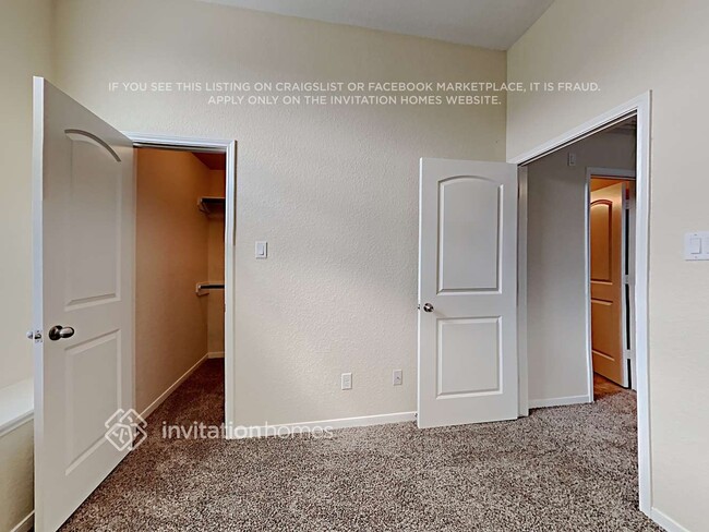 Building Photo - 18416 Sunrise Oaks Ct