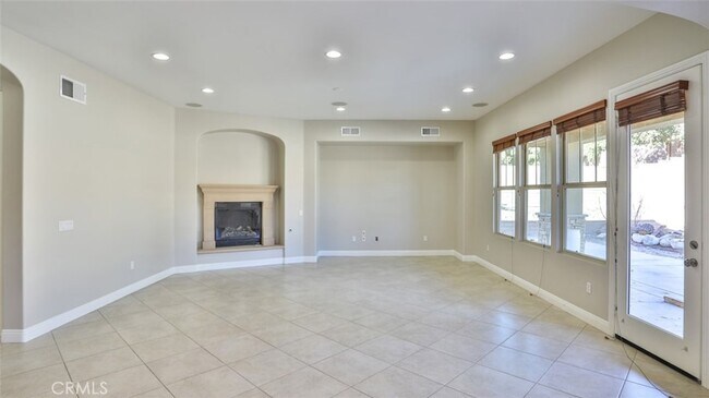 Building Photo - 8134 Sunset Rose Dr