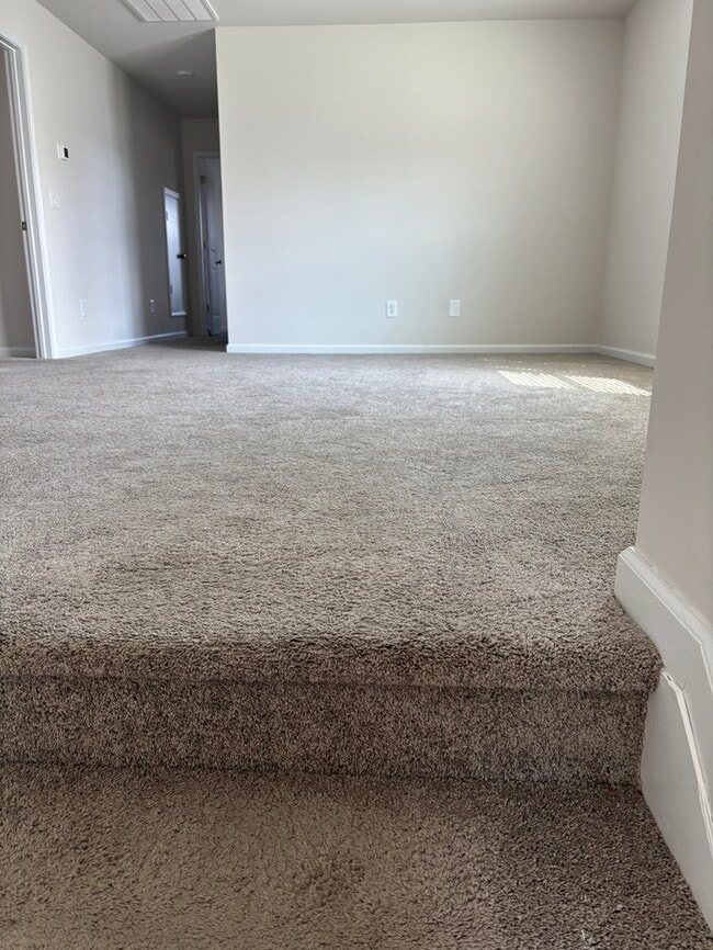 Building Photo - 28 Harvest Moon Dr