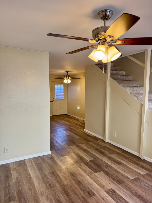 Building Photo - 1978 Maple Ave