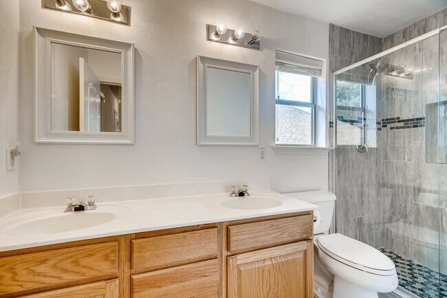 Building Photo - Spacious Home in Rogers Ranch Gated Community