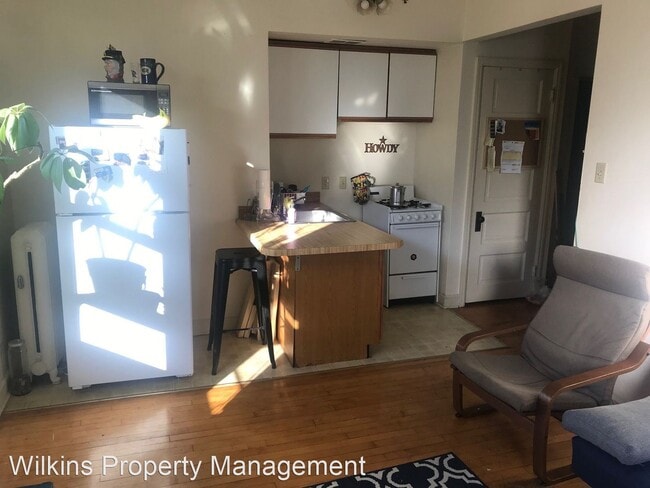 Building Photo - 1830 N Oakland Ave