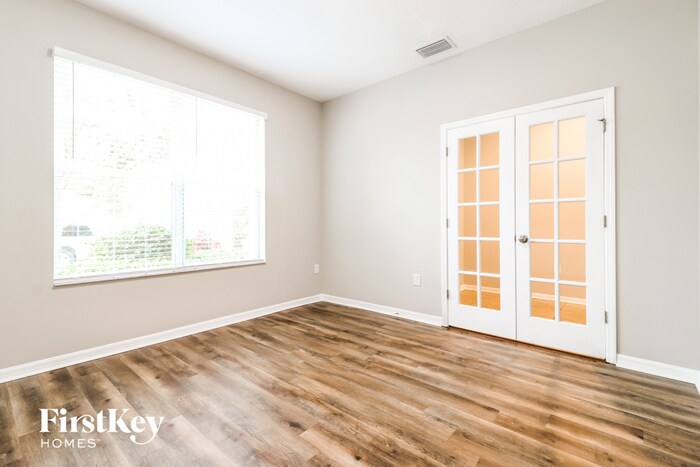 Building Photo - 415 Westchester Hills Ln