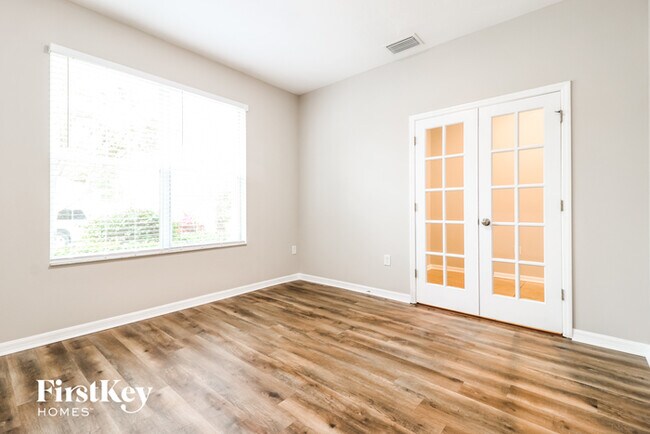 Building Photo - 415 Westchester Hills Ln