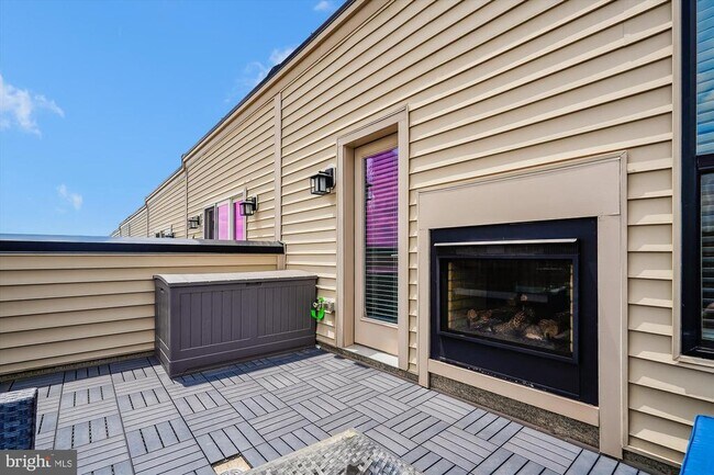 Building Photo - 22979 Cabrillo Terr