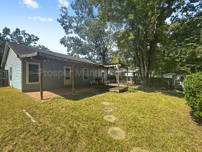 Building Photo - 8108 Halifax Way