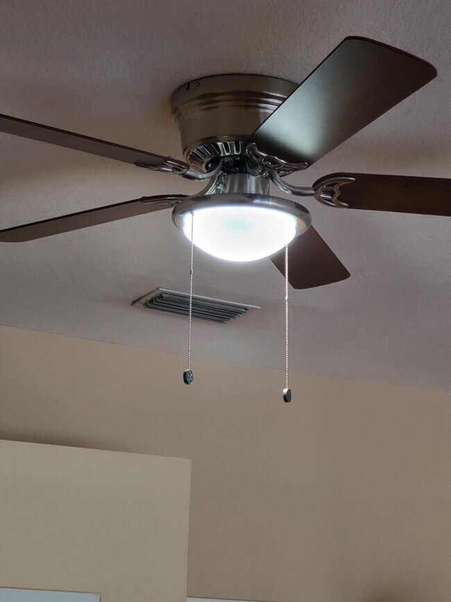 Building Photo - 23312 SW 53rd Ave