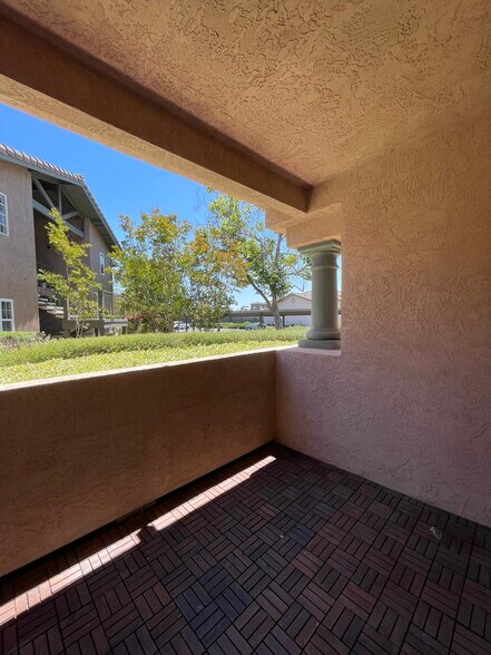 Building Photo - 17161 Alva Rd