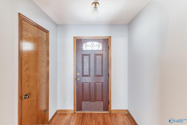 Building Photo - 109 Perriwinkle St