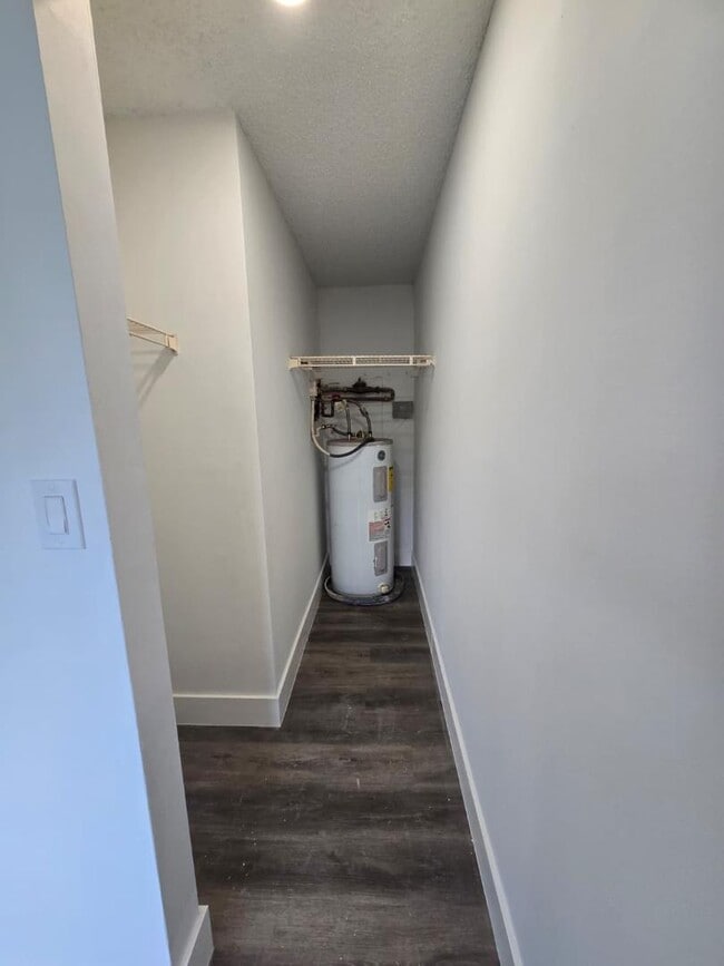 Building Photo - 2445 SW 18th Terrace