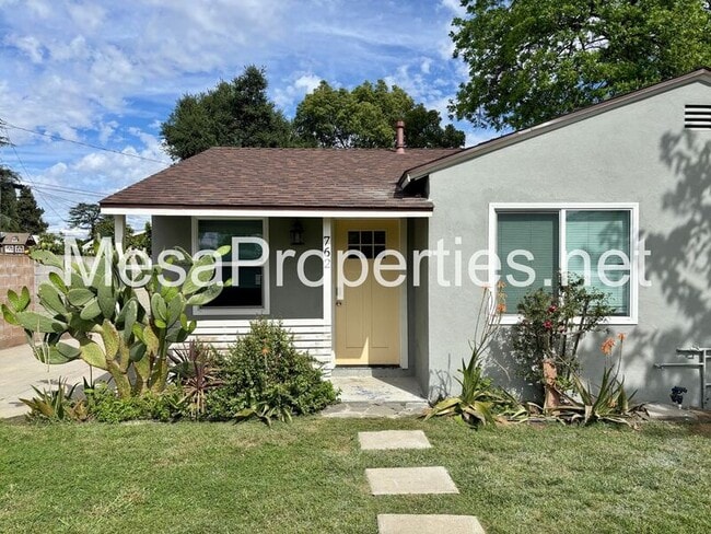 Building Photo - 762 S Currier St