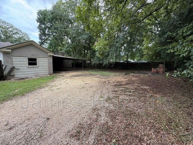Building Photo - 3304 Gilmer Ave