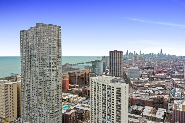 Building Photo - 655 W Irving Park Rd