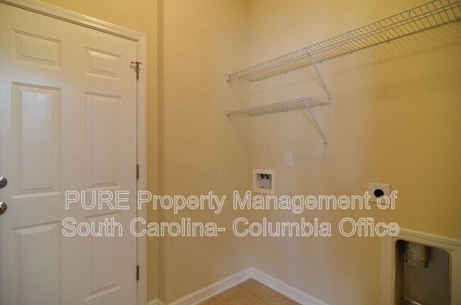 Building Photo - 242 Hawkins Creek Rd