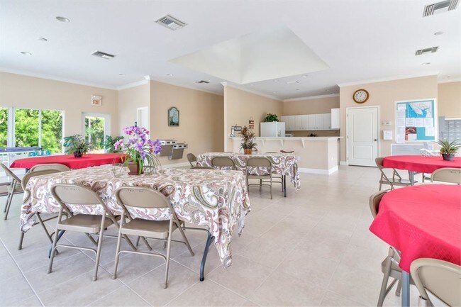 Building Photo - 8151 Memory Ln