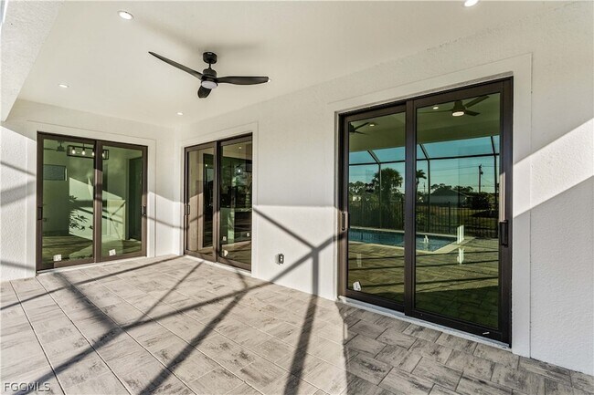 Building Photo - 3318 NE 13th Pl