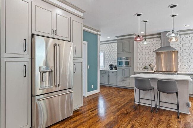 Building Photo - 507 Bing Crosby Blvd