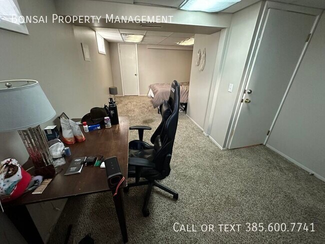 Building Photo - 2577 S 700 E