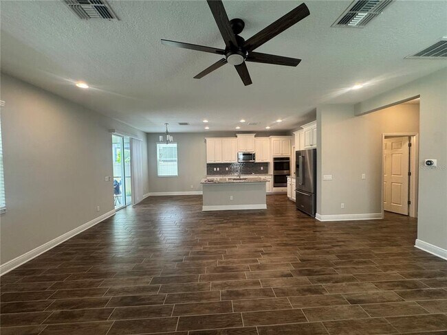 Building Photo - 16154 Monterey Greens Cir