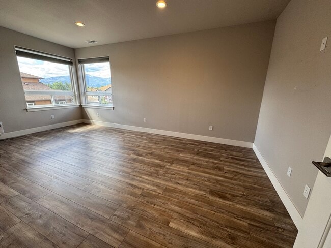 Building Photo - 1026 Sun Crest Ct